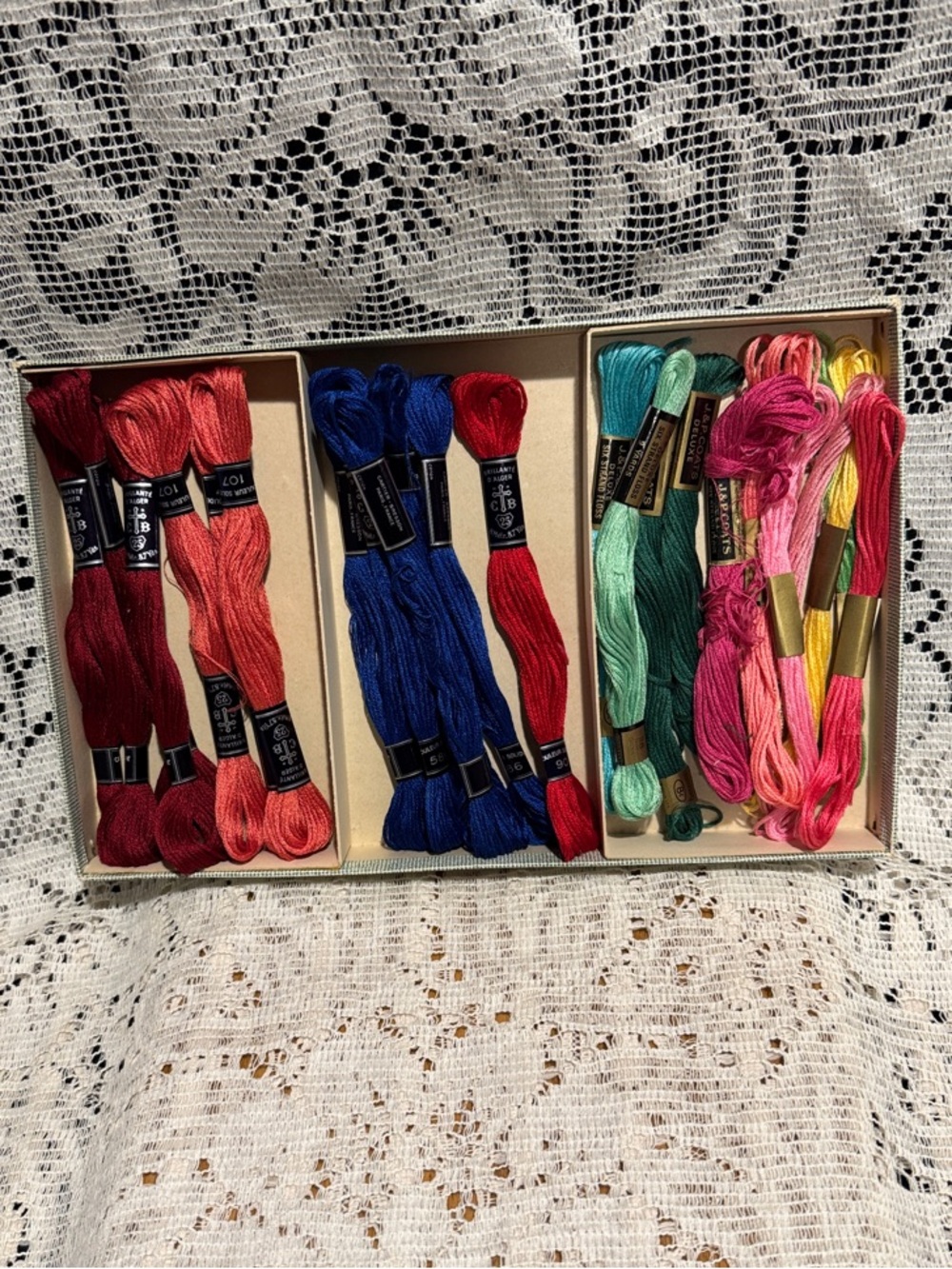 Multiple Embroidery Thread -Multicolor - Picture 13 of 16